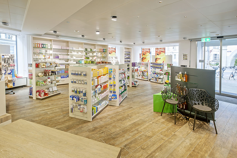 Safran Drogerie Innenansicht Bereich mit Sicht auf die Körperpflege